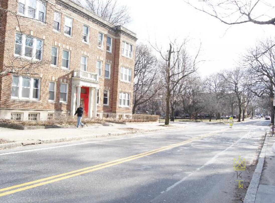 Photo - 316 St Paul St Unit 3