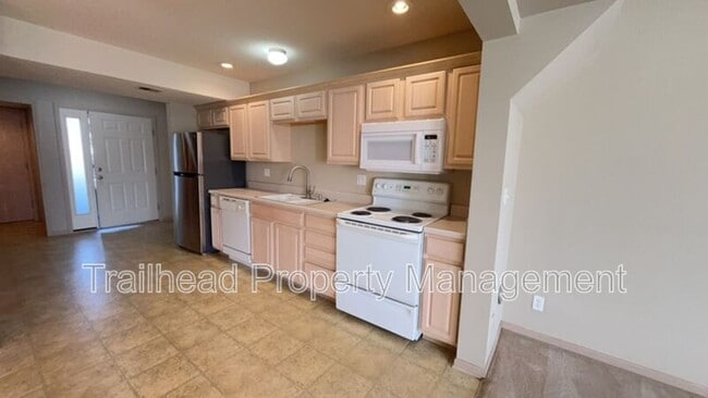 Photo - 4419 NE 83rd St