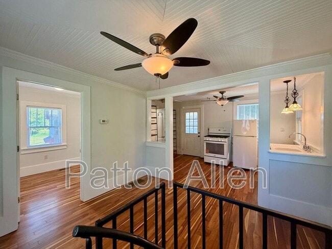 Photo - 15.5 Wamboldt Ave
