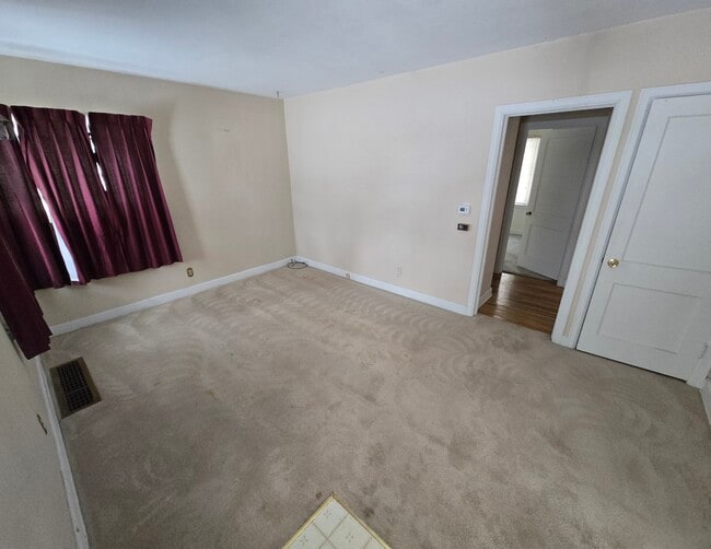 Photo - 2007 46th St