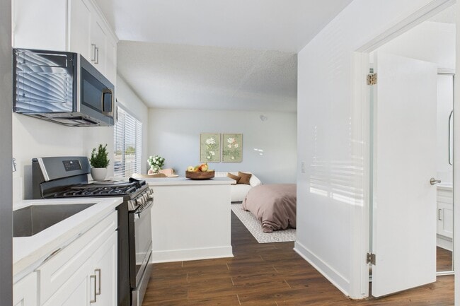 Photo - Terraces at Tarzana