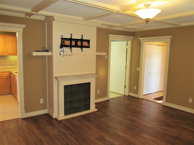 Photo - 61 Nichols St Unit First Floor