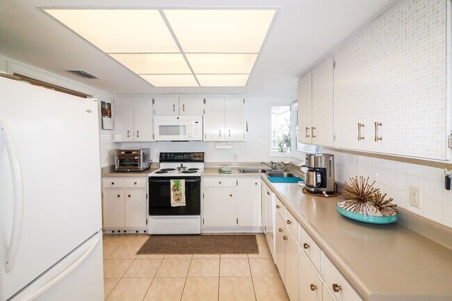 Photo - Venice Gardens Seasonal Home for Rent