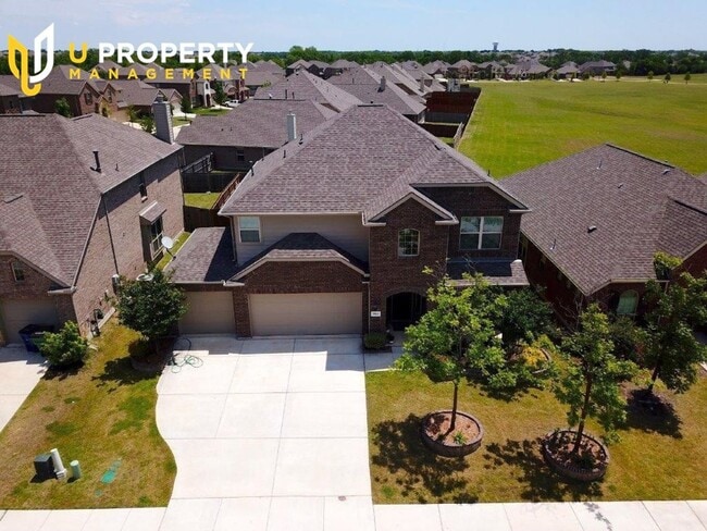 Building Photo - Great location, nice community! Make it yo...