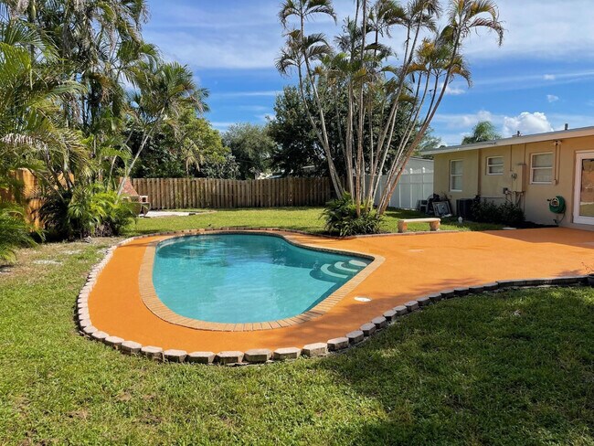 Photo - 1809 NW 13th Ct