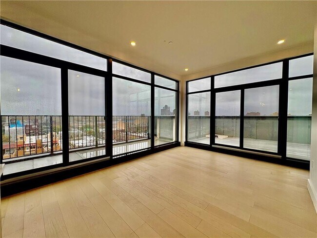 Photo - 816 58th St Unit 8B