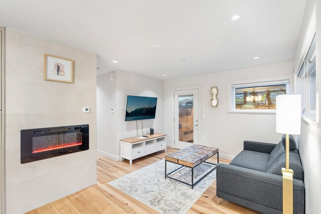 Photo - 2764 W 10th Ave Unit ID1051781P