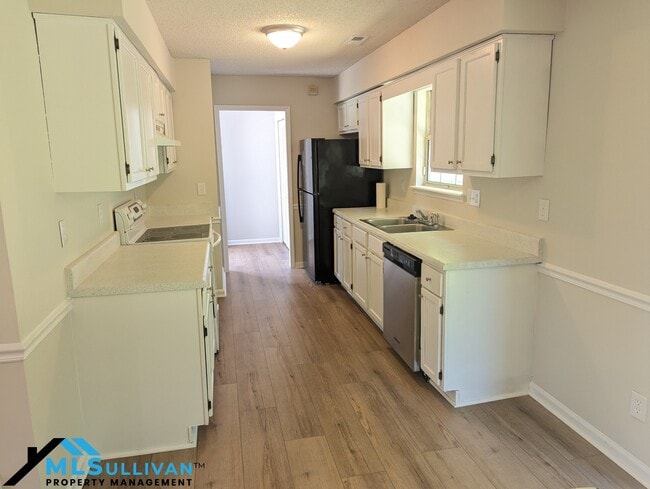 Photo - 4008 Ludgate Dr