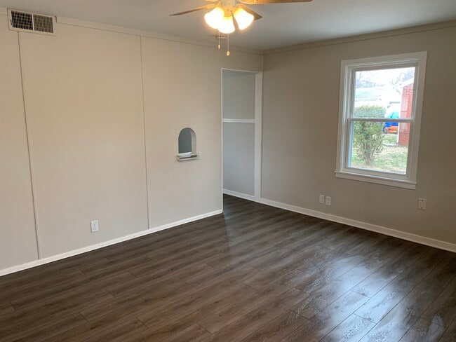 Photo - 112 Polster Dr