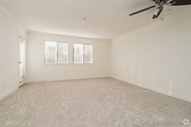 Building Photo - 3550 Lebon Dr Unit 6425 Rental