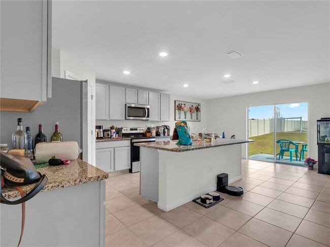 Photo - 16702 Carlton Pond St