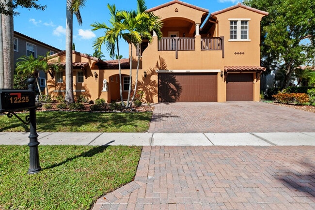 Building Photo - 12225 NW 71st St