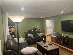 Photo - 170 Warren St