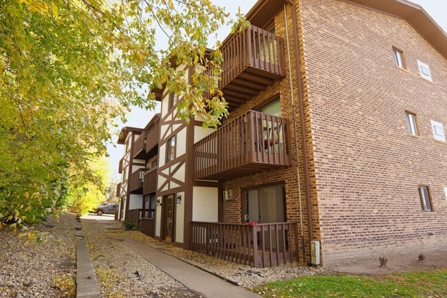 Building Photo - 3680 W 119th St Unit 101