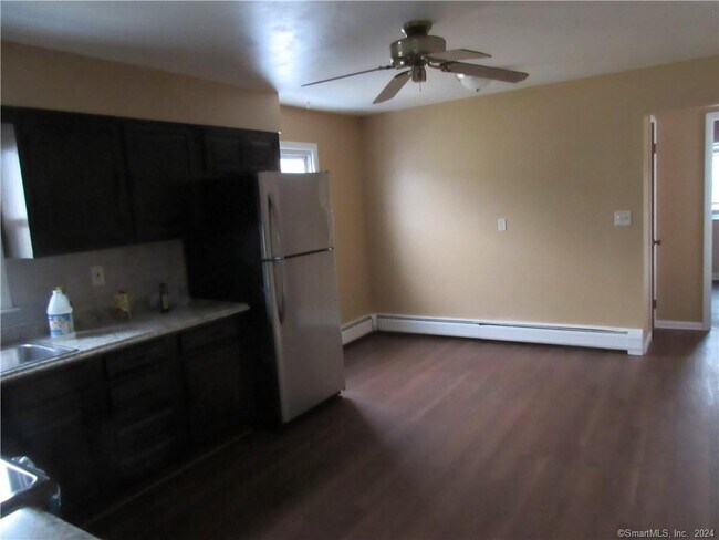 Photo - 164 Cleveland Ave Unit 2nd