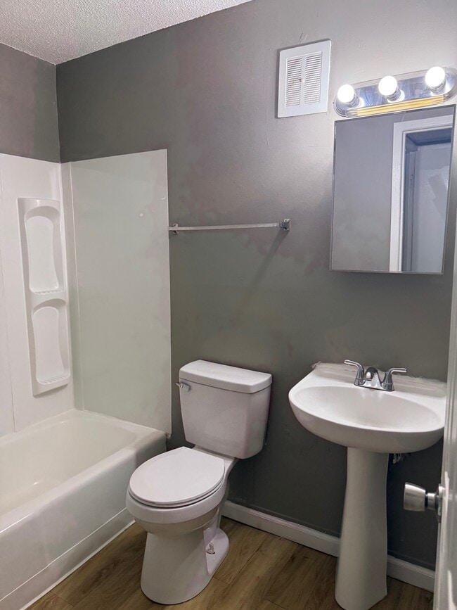 Bathroom - La Hacienda