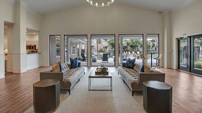 Photo - Hamptons at Woodland Pointe