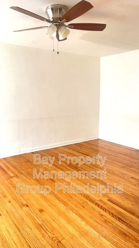 Photo - 351 E Claremont Rd