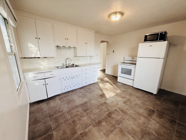 Photo - 709 Darling St