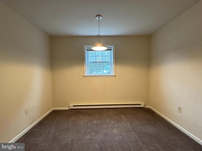 Building Photo - 23 Orchard Hills Dr Unit A