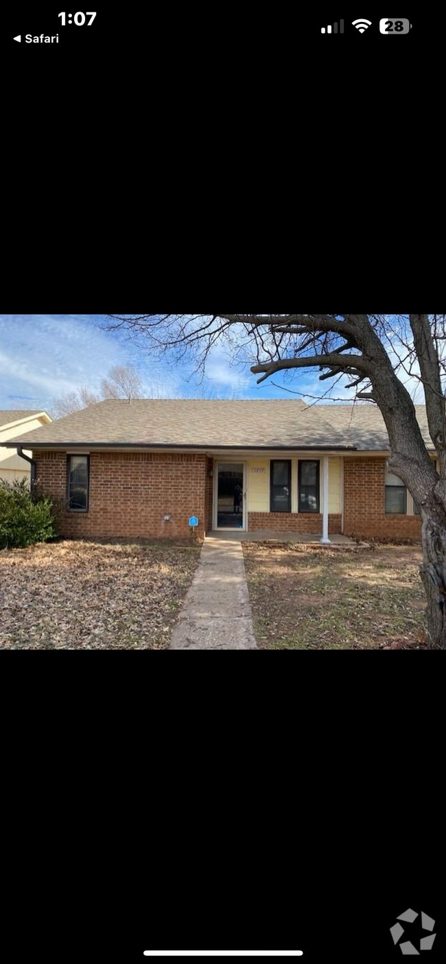 Building Photo - 1217 Clearwater Dr Rental