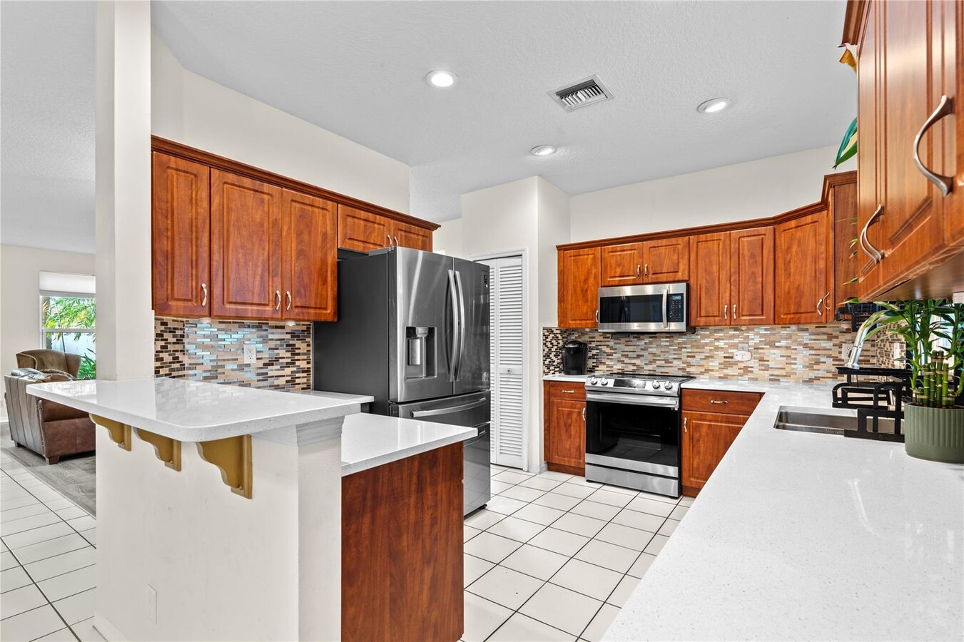 Photo - 12918 Clifton Dr