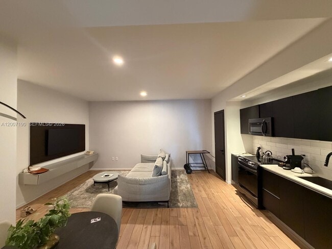 Photo - 398 NE 5th St Unit 2015