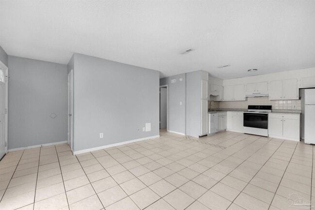 Photo - 3353 Green Briar Cir