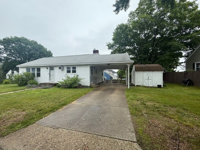 Charming 3-Bedroom Single-Family Home - Charming 3-Bedroom Single-Family Home
