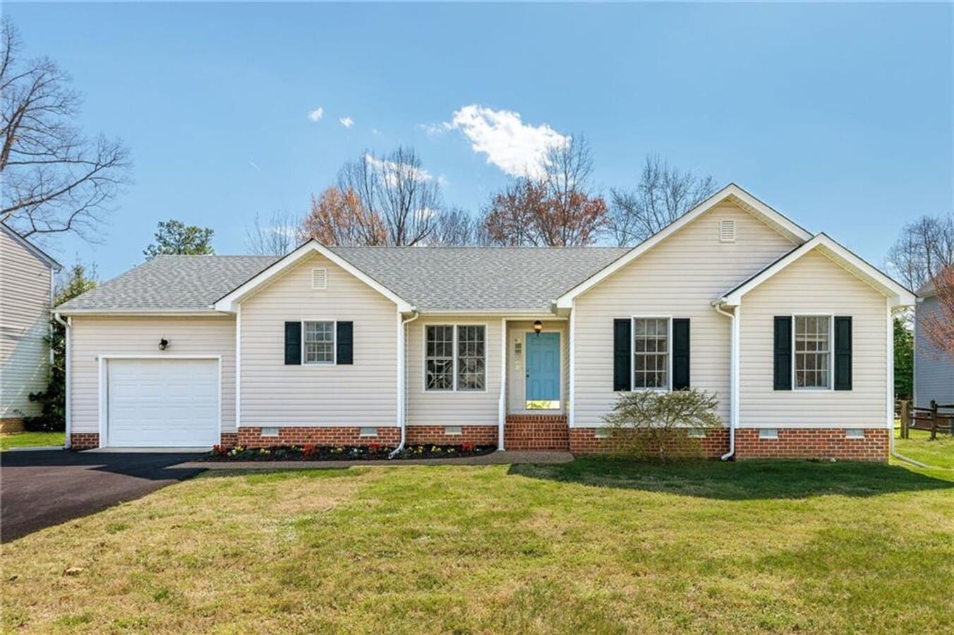 Chesterfield Ranch Style 3 Bedroom, 2 Bathroom in Ashbrook Subdivision - Chesterfield Ranch Style 3 Bedroom, 2 Bathroom in Ashbrook Subdivision