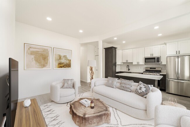 Building Photo - 393 Baldwin Ave Unit 2 Rental
