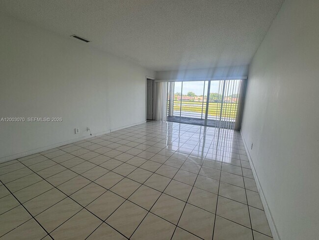 Photo - 7410 Woodmont Terrace Unit 204