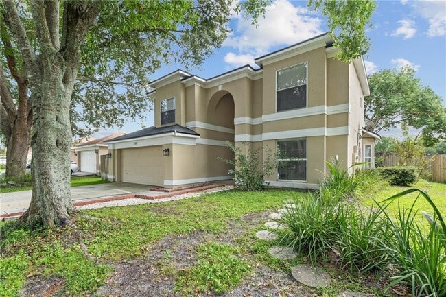 1307 Lochbreeze Way