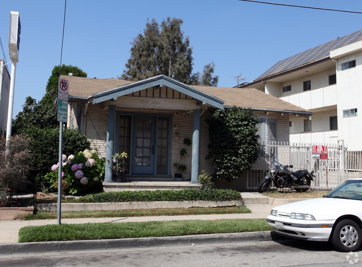 Photo - 1519-1521 Purdue Ave.