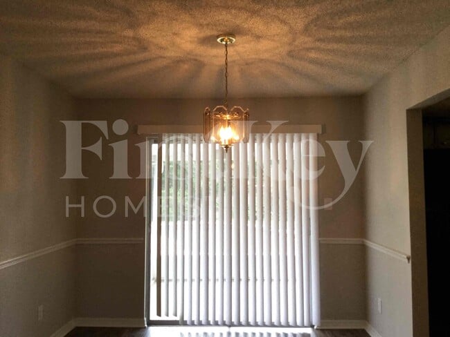 Photo - 161 Sheridan Ave