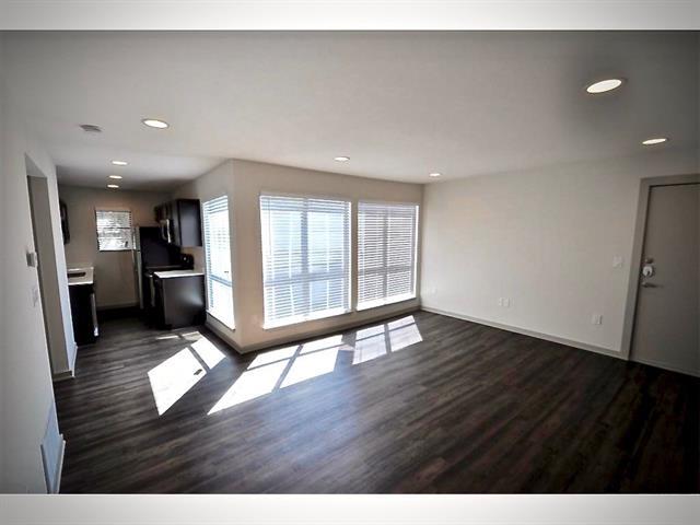 Photo - 2806 Reagan St Apartamento Unidad 209