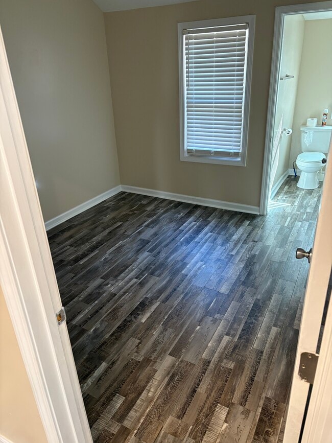 Photo - 310 Walnut St