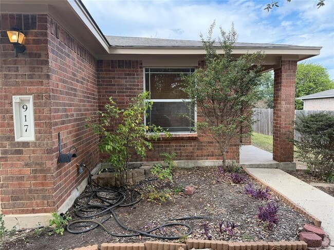 Photo - 917 W South St