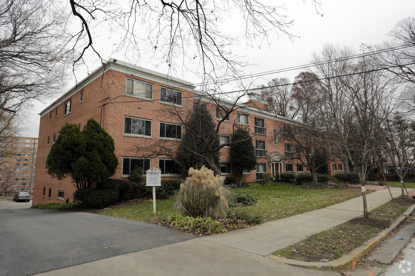 Photo - 2711 Ordway St NW