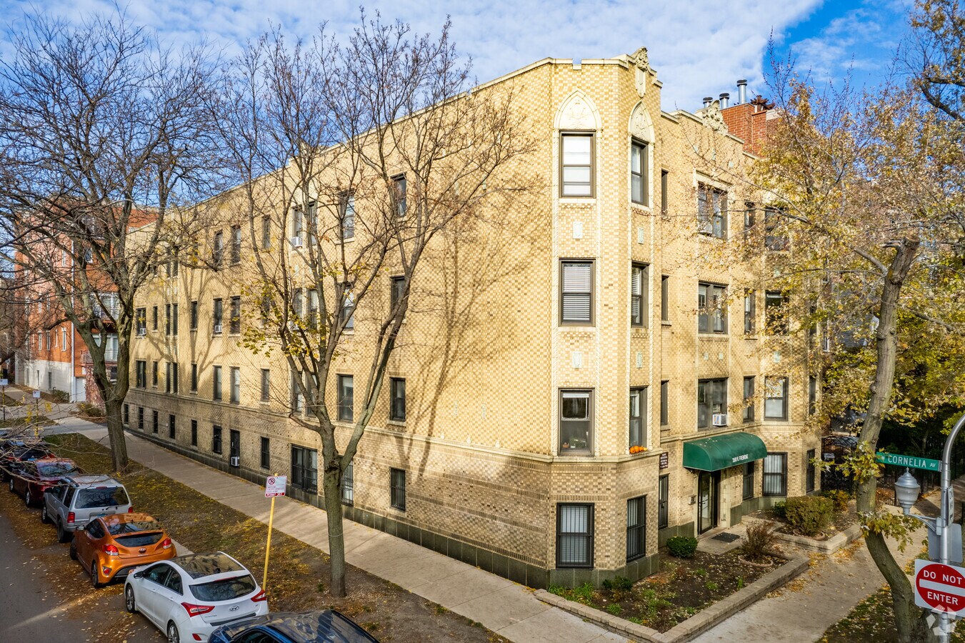 Fremont Apartments - Fremont Apartments