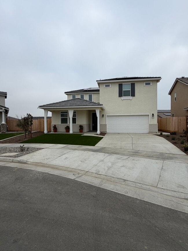 Photo - Spacious Brand New 4-Bedroom, 3-Bathroom Home with Solar & Low-Maintenance Yard