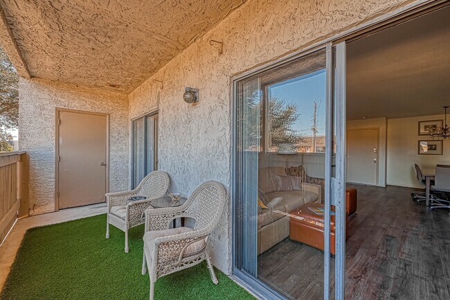 Photo - 8433 Hearth Dr Unit 22