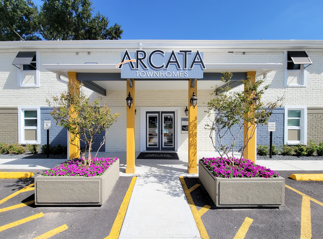 Arcata Townhomes - Arcata Townhomes