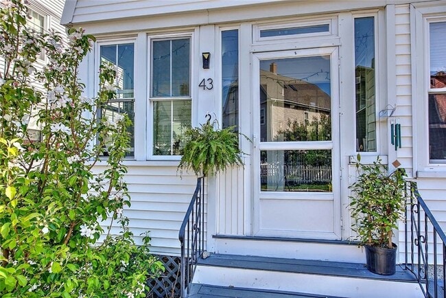 Photo - 43 Trenton St