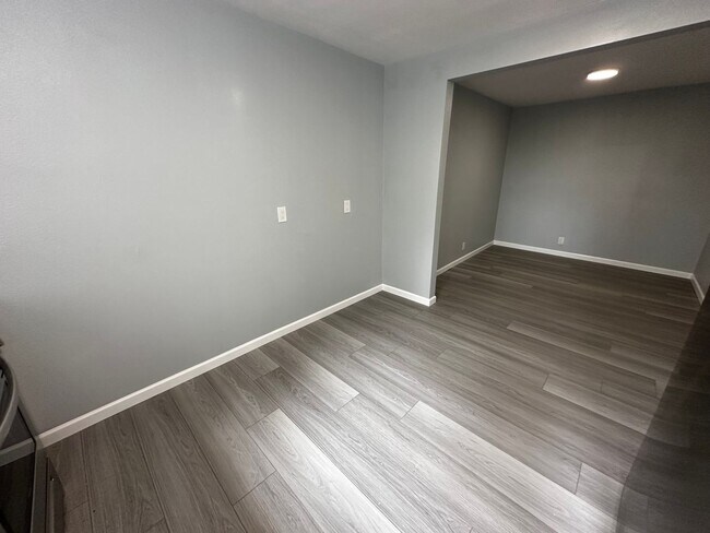 Photo - 3587 21st St