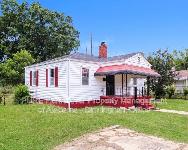 Photo - 208 22nd St SW