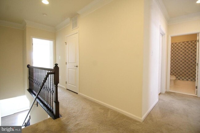 Photo - 13615 Air and Space Museum Pkwy