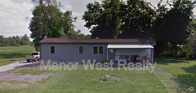 Building Photo - 390 Smith Rd Rental