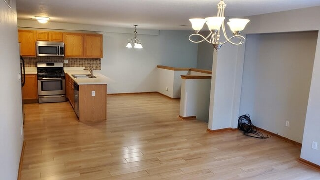 Photo - 2033 Anjali Way