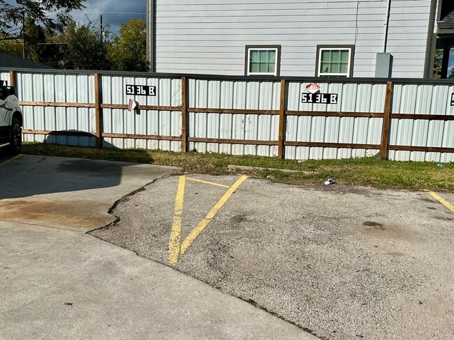 Photo - 5136 Mallow St